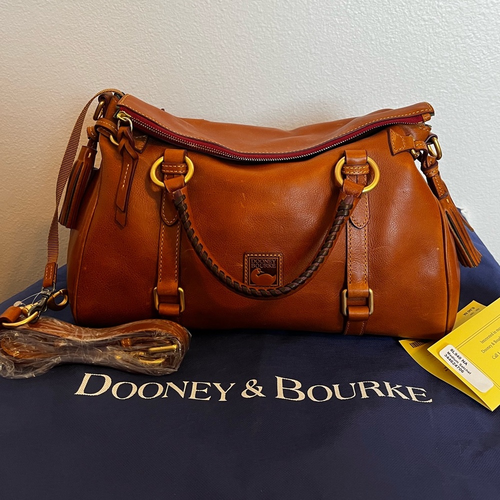 Dooney & Bourke Florentine Medium Satchel in Natural